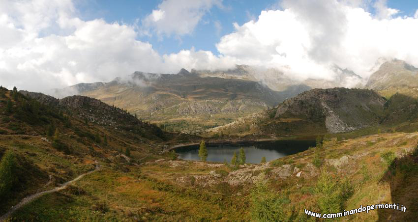 140 panoramica verso il Lago Rotondo.jpg